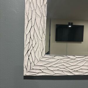 Elegant Textured Wall Mirror - White